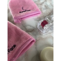 Pure Face - Achetez nos gants démaquillants en microfibre et notre dermaroller, accessoires beauté essentiels